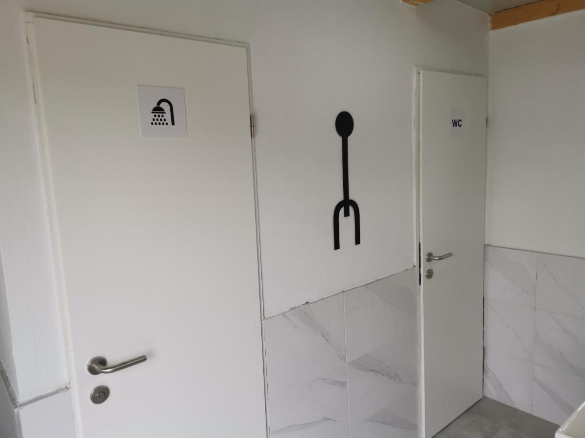 Camper For Two Hotel Banjole Exterior foto